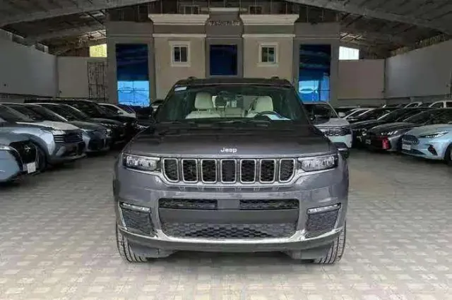 جيب · شيروكي 2025 للبيع في جدة