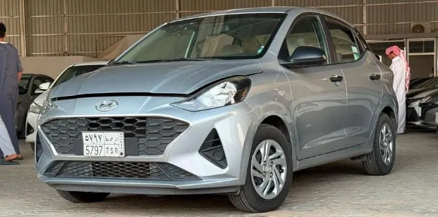 هيونداي · جراند آي 10 2023 للبيع في الرياض — ممشى 114,000 كم