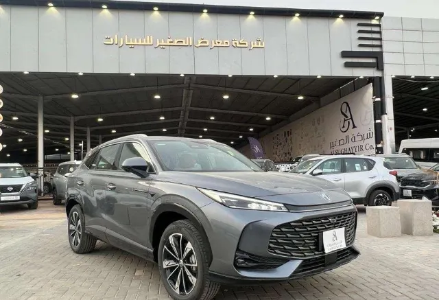 ام جي · اتش اس 2025 للبيع في الرياض — ممشى 12 كم