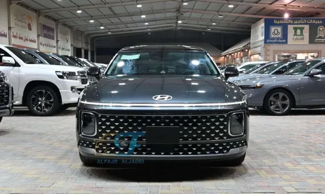 هيونداي · ازيرا 2025 للتنازل في الدمام — ممشى 1 كم