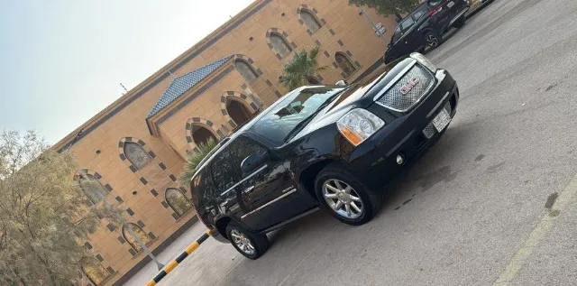 جمس · يوكن 2011 للبيع في الرياض — ممشى 63,000 كم