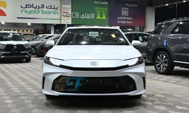 تويوتا · كامري 2026 للتنازل في الدمام — ممشى 1 كم