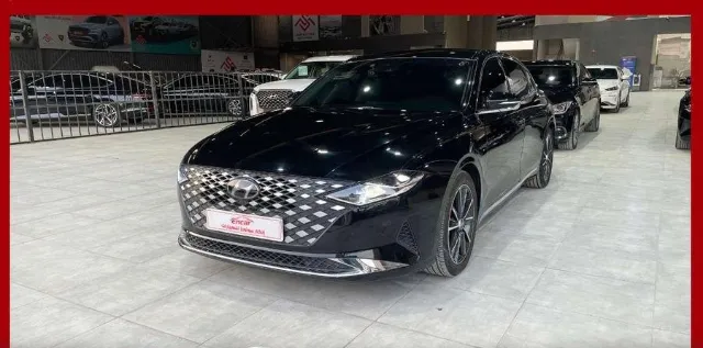 هيونداي ازيرا 2021 للبيع في الرياض — ممشى 136,000 كم