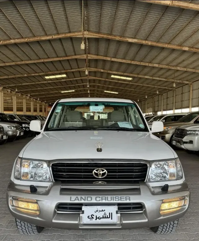 تويوتا · لاندكروزر 2002 للبيع في حفر الباطن — ممشى 602,000 كم
