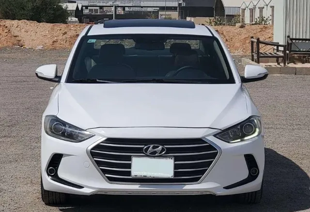هيونداي · النترا 2018 للبيع في الرياض — ممشى 302,000 كم