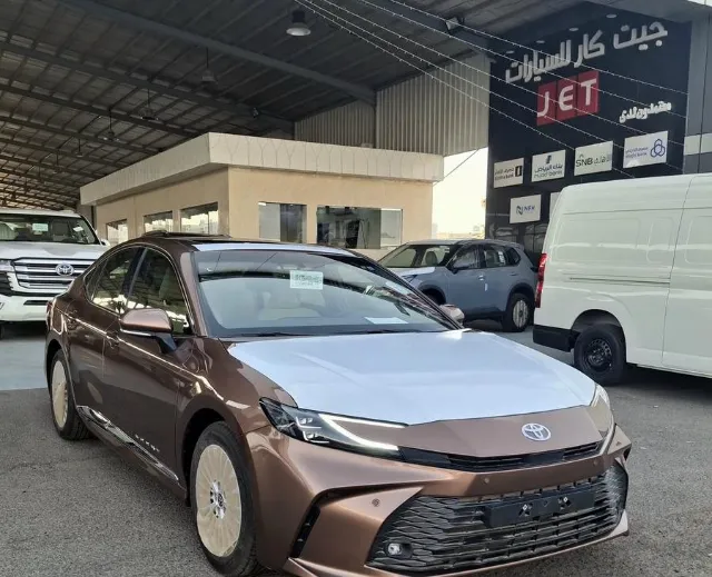 تويوتا · كامري 2025 للبيع في المدينة المنورة — ممشى 0 كم