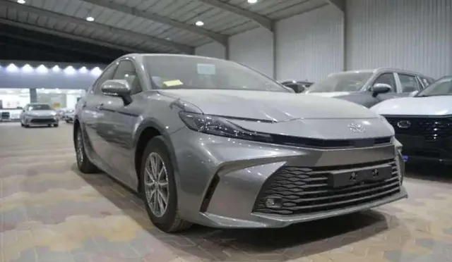 تويوتا كامري STANDARD 2026 للبيع في الرياض