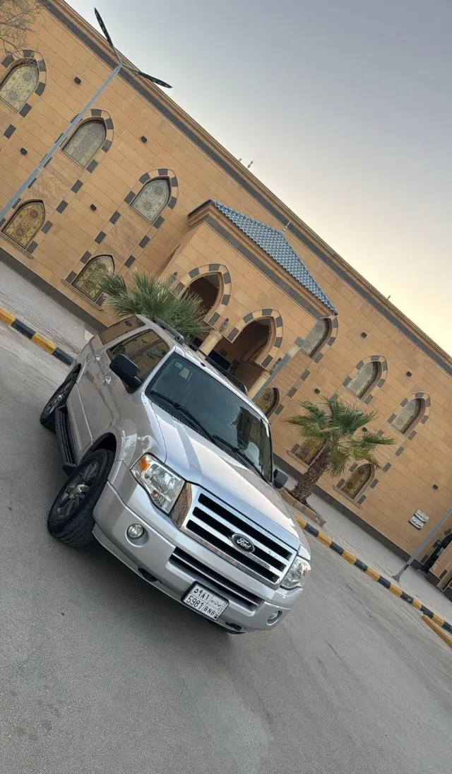 فورد · اكسبديشن 2012 للتنازل في الرياض