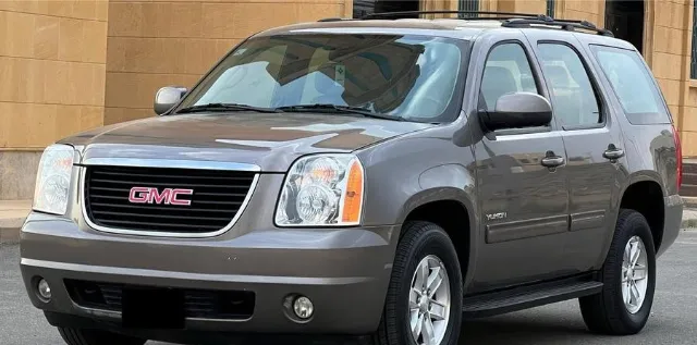 جمس · يوكن 2013 للبيع في أبها — ممشى 260,000 كم