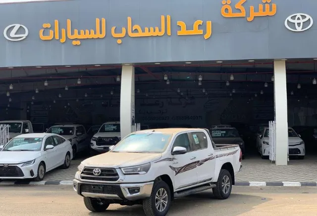 تويوتا · هايلكس 2025 للبيع في جازان — ممشى 0 كم