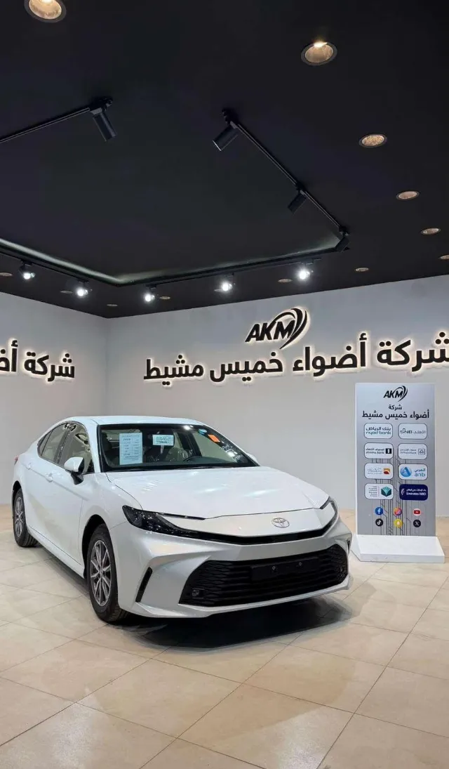 تويوتا · كامري STANDARD 2026 للبيع في جدة