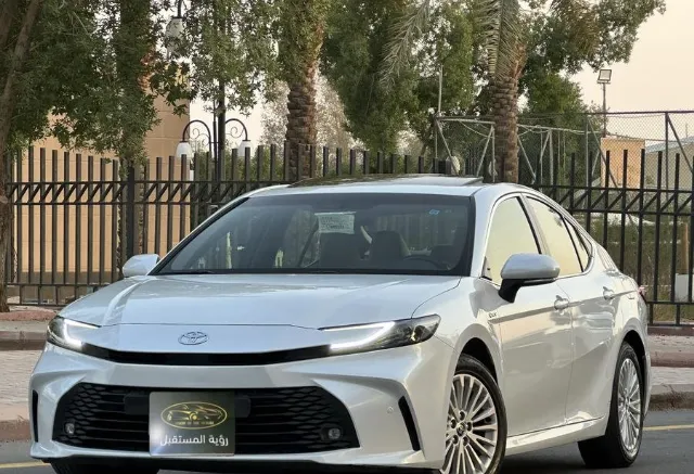 تويوتا · كامري 2025 للتنازل في الرياض — ممشى 145,000 كم