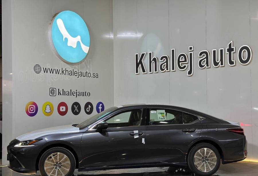 لكزس ES 250 AA موديل 2025