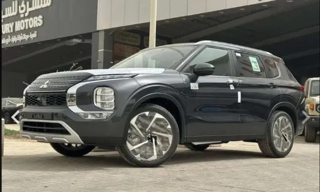 ميتسوبيشي · اوتلاندر 2025 للبيع في الرياض — ممشى 0 كم