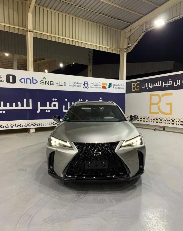 لكزس يو اكس 2025 للبيع في الدمام
