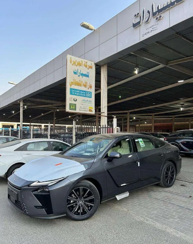 لكزس · اي اس 350 2026 للبيع في جدة