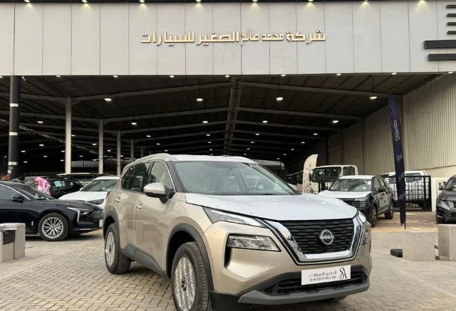 نيسان · اكس تريل STANDARD 2026 للبيع في الرياض