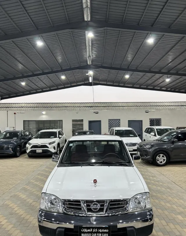 نيسان · ددسن 2015 للبيع في الرياض — ممشى 286,000 كم
