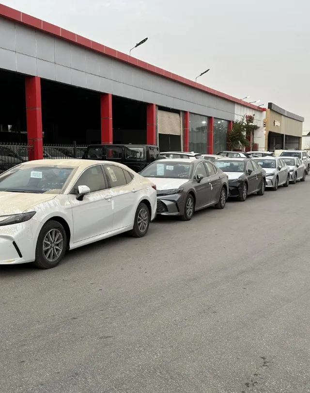 تويوتا · كامري STANDARD 2026 للبيع في بريدة — ممشى 17 كم