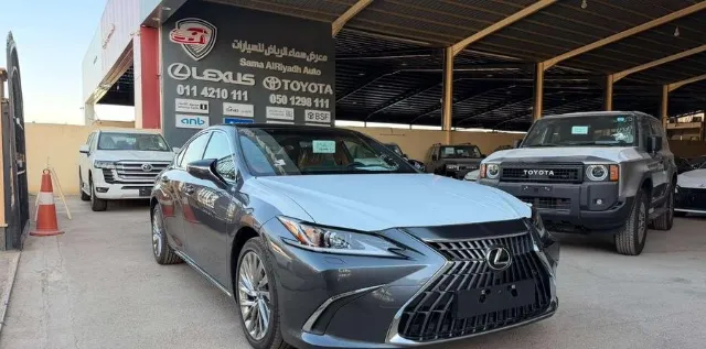 لكزس · اي اس 350 2025 للبيع في الرياض