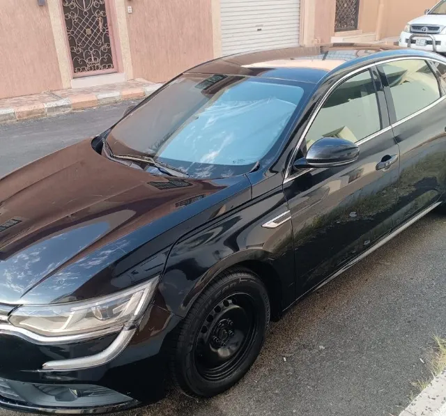 رينو تاليسمان 2017 للبيع في أبها — ممشى 258,000 كم