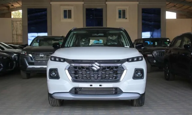 سوزوكي · فيتارا 2025 للتنازل في الرياض — ممشى 360 كم