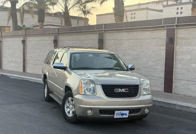 جمس يوكن 2011 للبيع في جدة — ممشى 350,000 كم