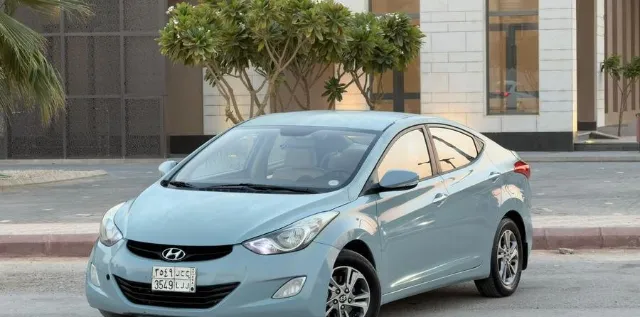 هيونداي · النترا 2014 للبيع في الرياض — ممشى 381,000 كم