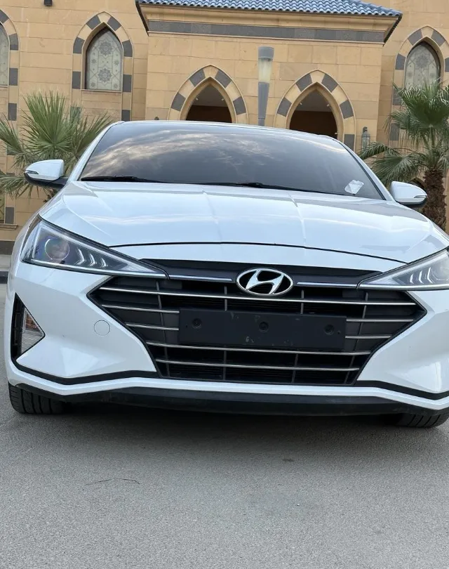 هيونداي النترا 2020 للبيع في الرياض — ممشى 80,000 كم