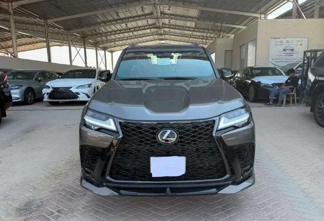 لكزس · ال اكس 600 2024 للبيع في الرياض