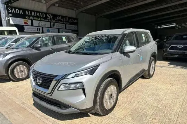نيسان · اكس تريل STANDARD 2026 للبيع في الرياض — ممشى 4 كم