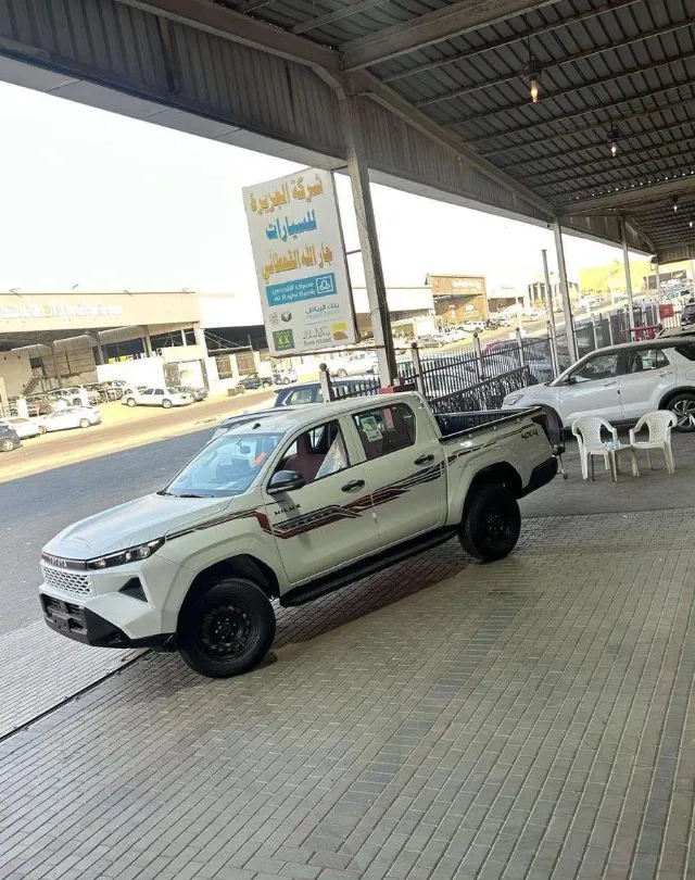 تويوتا هايلكس STANDARD 2027 للبيع في جدة