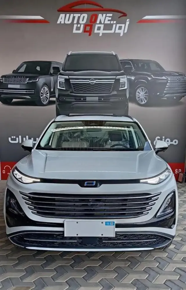 بستون · تي 90 2025 للبيع في جدة — ممشى 0 كم