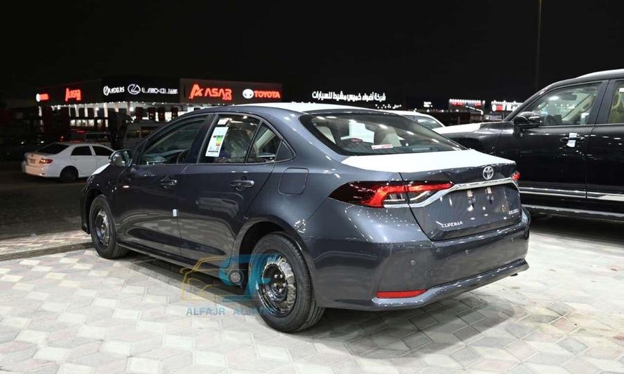 تويوتا كورلا استاندر ماكينة 2000CC-2026-بالنقد والتقسيط