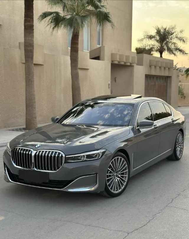 بي ام دبليو · الفئة السابعة 2022 للبيع في الرياض — ممشى 45,000 كم