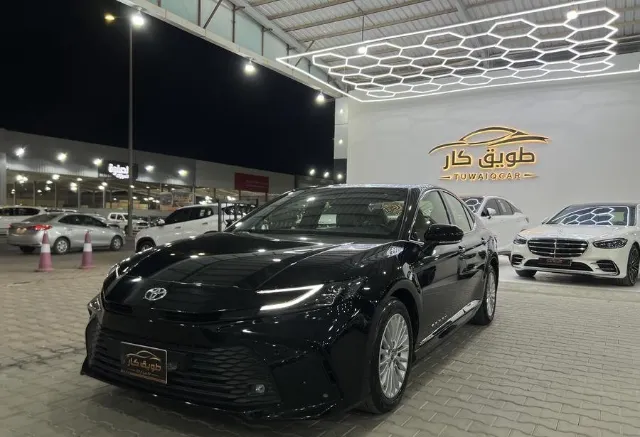 تويوتا · كامري 2025 للبيع في بريدة — ممشى 46,000 كم
