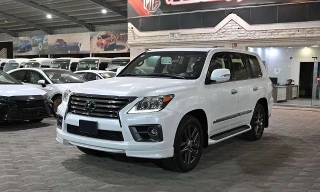 لكزس · ال اكس 570 2015 للبيع في الرياض — ممشى 41,000 كم