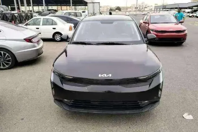 كيا · كي 3 STANDARD 2027 للبيع في جدة
