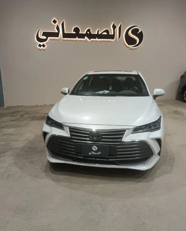 تويوتا · افالون 2019 للبيع في بريدة — ممشى 203,000 كم