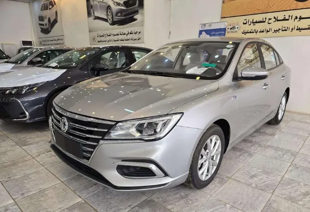 ام جي 5 2025 للبيع في أبها — ممشى 19 كم