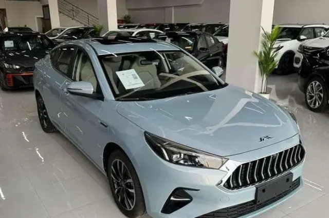 جاك · جي 7 2025 للبيع في جدة — ممشى 360 كم