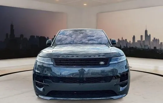 رينج روفر سبورت 2023 للبيع في الرياض — ممشى 6,900 كم