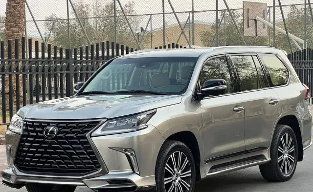 لكزس · ال اكس 570 2019 للبيع في الرياض — ممشى 188,000 كم