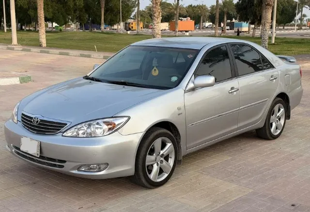 تويوتا كامري 2003 للبيع في الخبر — ممشى 400,000 كم