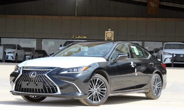 لكزس · اي اس 350 2025 للبيع في الرياض