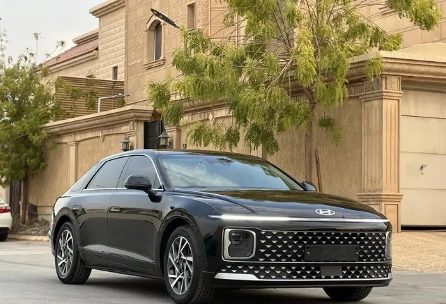 هيونداي · ازيرا 2023 للبيع في الرياض — ممشى 148,000 كم