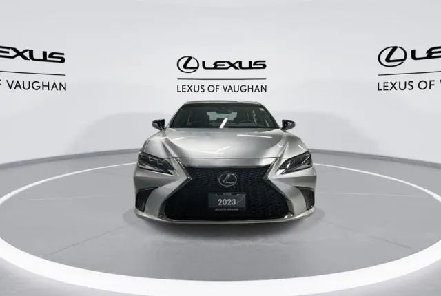 لكزس · اي اس 350 2023 للبيع في الرياض — ممشى 14,200 كم