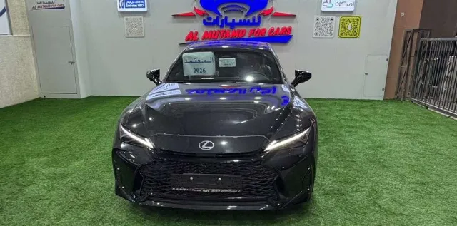 لكزس · اي اس آي 2026 للبيع في الرياض — ممشى 1 كم
