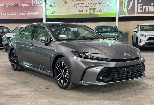 تويوتا · كامري 2026 للبيع في الدمام — ممشى 27 كم