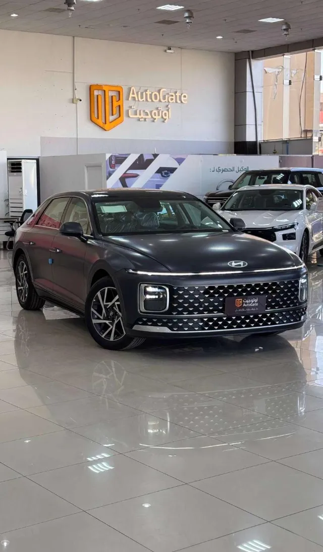هيونداي · ازيرا 2026 للبيع في بريدة — ممشى 12 كم